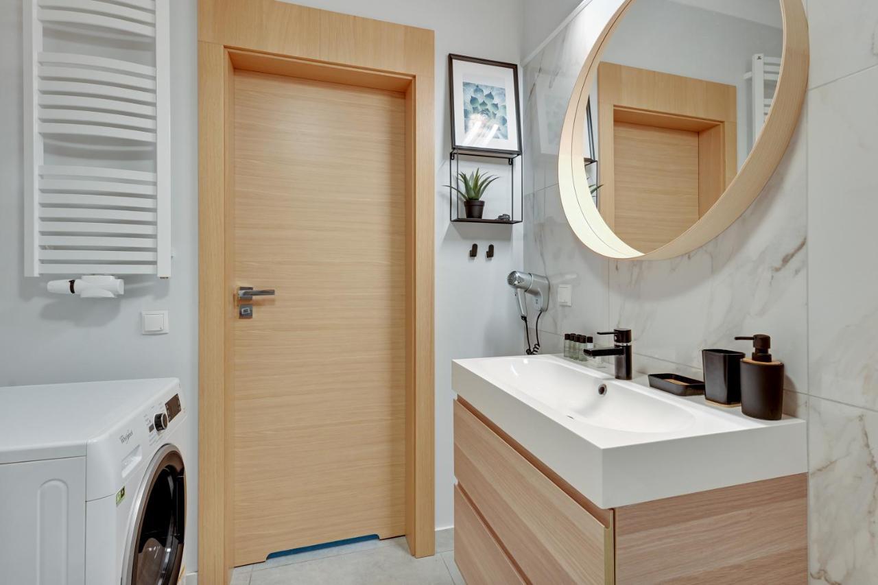 Dom & House - Apartments Okrzei Prime โซพอต ภายนอก รูปภาพ